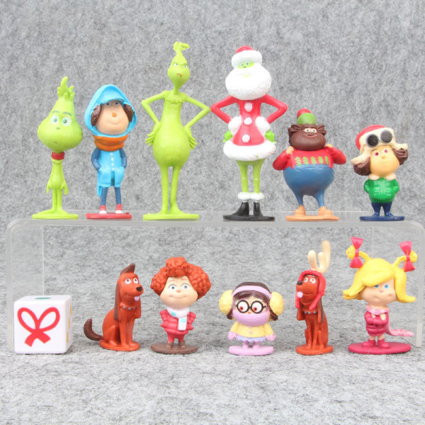 12 Piece Playset Featuring Cindy Lou Who, Max and Other Whoville