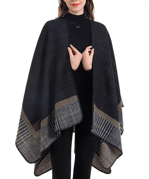 Stickad poncho - Svart kaki - 1 st - Höst vinter - Håll dig varm