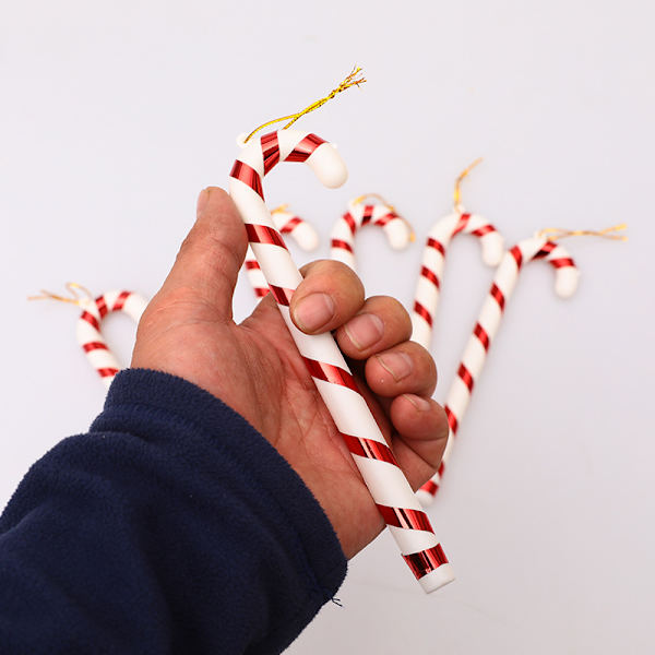 6 st julgransprydnader i form av pepparkakor med guldsnöre för julparty (17 cm)
