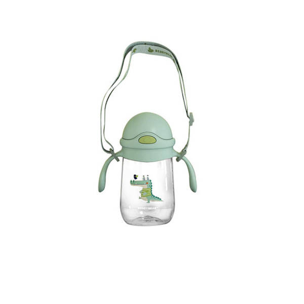 Sippy-kupit vilkkuvilla valoilla Painotetut olkikupit Vuotamattomat Vauvanpullot