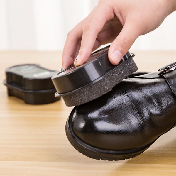 Quick Step : Välitön kenkien kiillotussien kaikille nahkatavaroille ja kaikille nahkaväreille : Loistava koti- ja matkakäyttöön 4 kpl