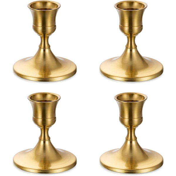 Liten Ljusstake Guld - Set om 4 Dekorativa Metallbröllopsljusstakar för Pelarljus Jul Heminredning Advent Modern Bordscentrum