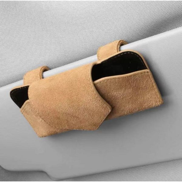 Auton sisätilojen aurinkolasien säilytyslaatikko autoon aurinkolipan pidikkeellä