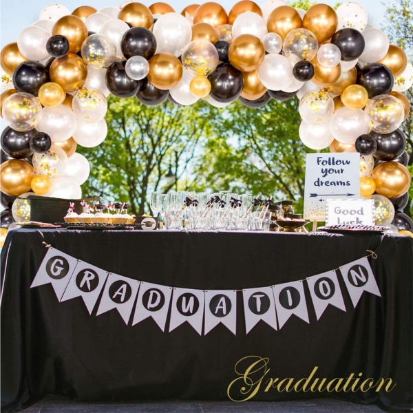 Set med guld, färgglada och flerfärgade ballonger för guldtemafest bröllop