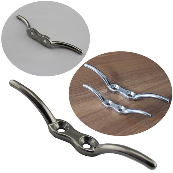 Förpackning med 4 Motorbåt Silver Flaggstång Fallina Rep Klampar Krokar - Rost