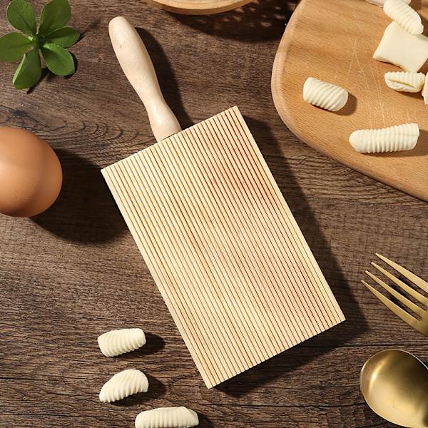 Træ Gnocchi Paddle, 21.5X8.5cm Træ Gnocchi, Skrå Ridge Board, Gnocchi Paddle Board til Hjemmekøkken Noodle Tool