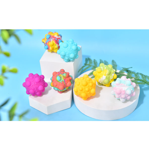 4 st 3D Anti-tryck Squeeze Pop Ball It Fidget Toy Fri Mat Silikon