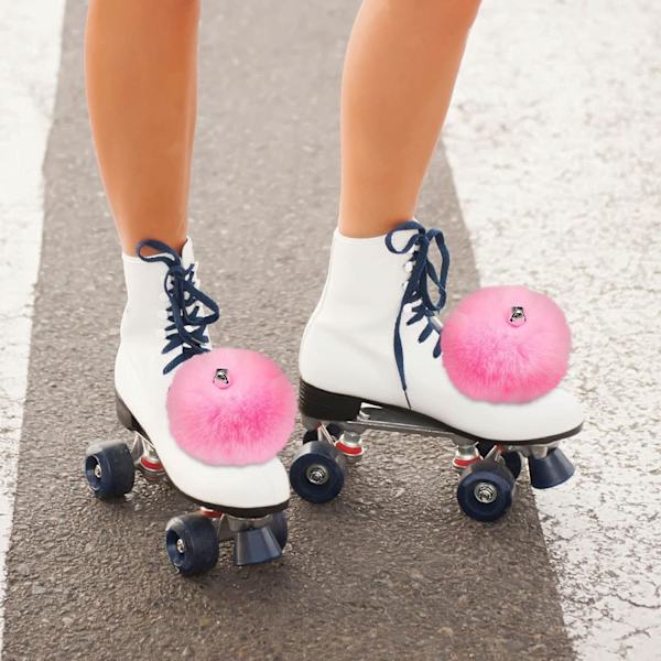 2 st Roller Skate Pom Poms med klockor för kvinnor flickor prinsessor