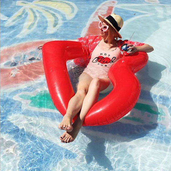 Oppblåsbar hjertebassengflåte, 47,3''x39,4'' søt kjærlighet svømmeringer flyter solsenger rør for sommer vannmoro strandfestleker for barn, voksne