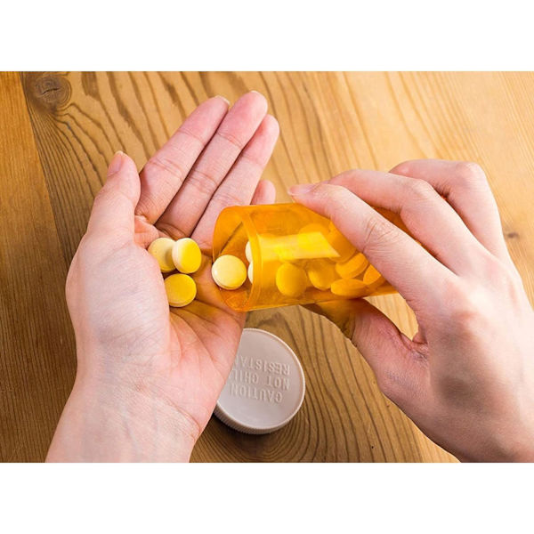 Muoviset lääkepurkit (20 kpl)