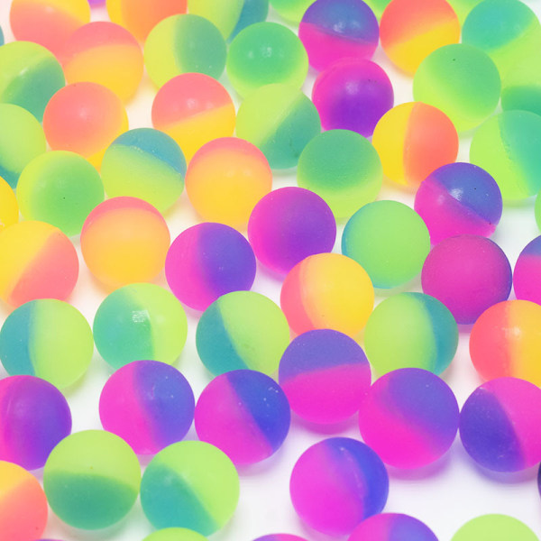 100 pomppivaa palloa (satunnaisia ​​värejä), kumipalloja lapsille
