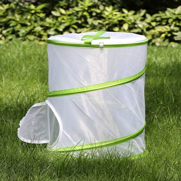 Hyönteisten ja perhosten elinympäristöhäkki Terrarium Pop-up 15*16cm