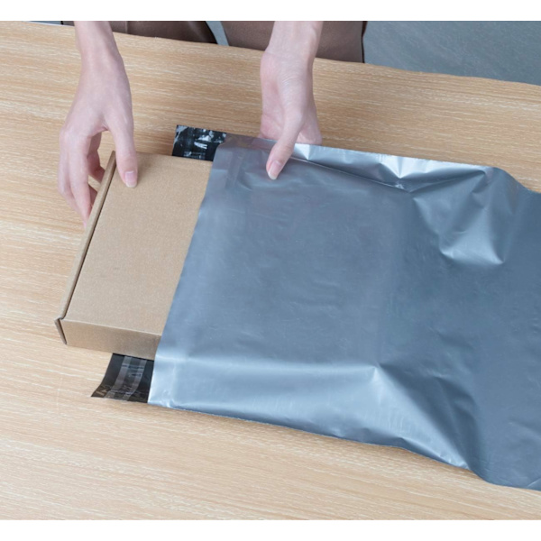100 stk plastkonvolutter for postforsendelser