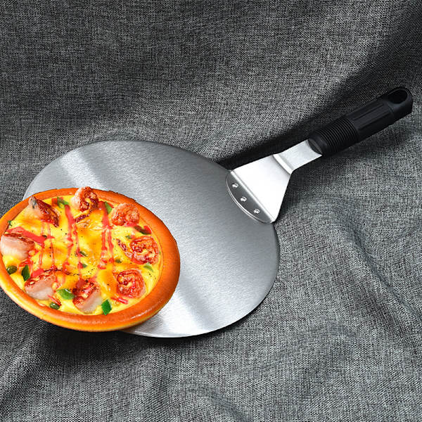 Rund pizzasked i rostfritt stål med halkfritt handtag, idealisk för kakor, pizzor, pajer