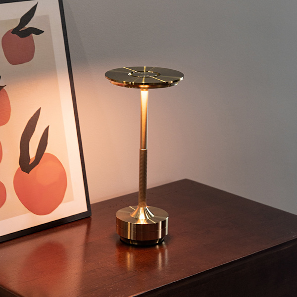 Ledningsfri bordlampe - dæmpbar, vandtæt, metal, USB-genopladelig bordlampe