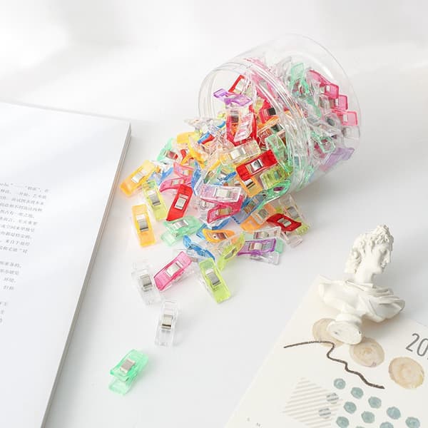 Klips, 100 stk med plastboks, avanserte klips til quilting