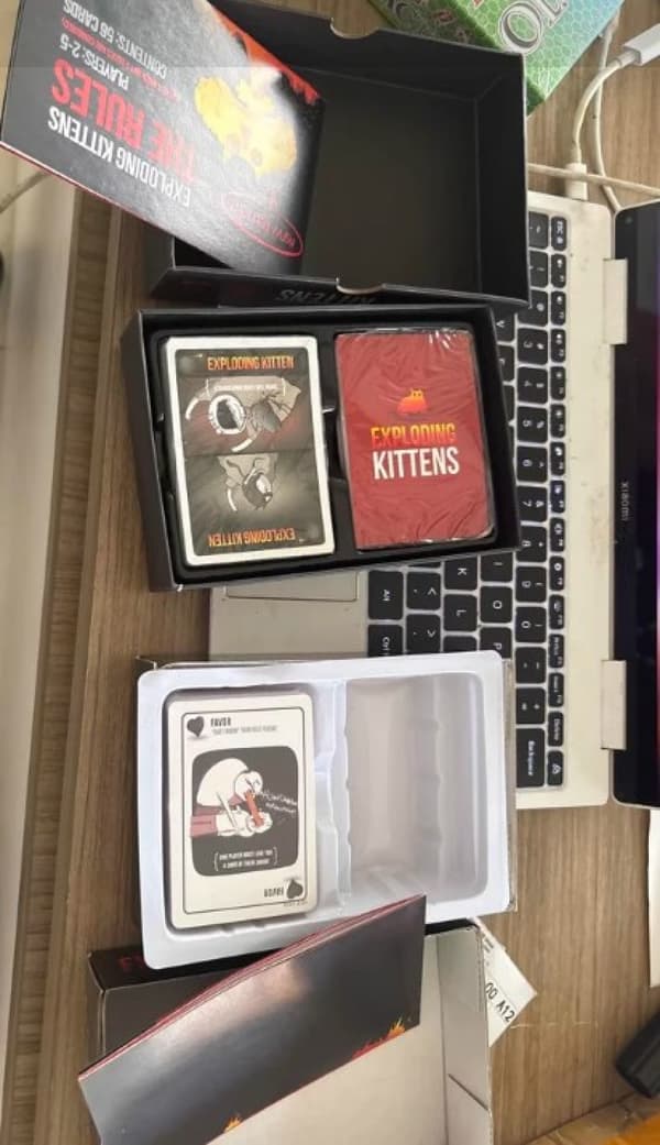 Asmodee Exploding Kittens NSFW Edition, Brætspil, Kortspil, Engelsk Udgave
