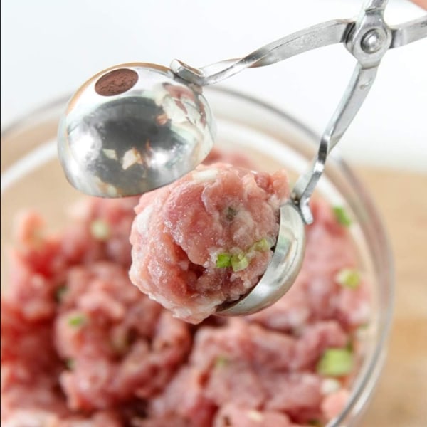 Meat Baller, 2 ST Non-Stick Köttbollsmaskin med avtagbar anti-halkhand