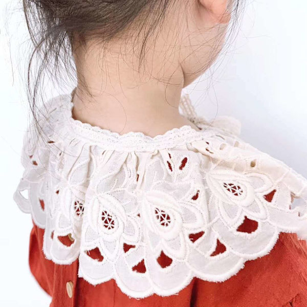Baby Bib Lace Baby Tilbehør Koreanske Børn Blonde Krave Sød Hul Kvindelige B