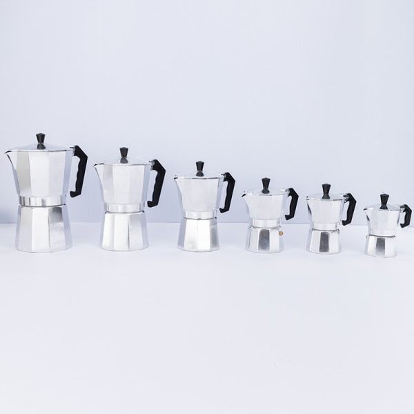 12-kopps kaffetrakter, laget av aluminium, 600 ml