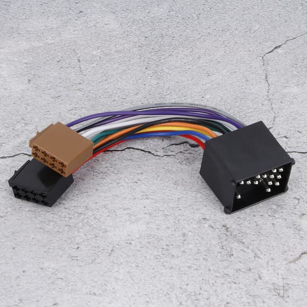 Autoradion sovitin stereojohtosarja ISO-pistoke sopii yhteensopiva E36 E46 E39