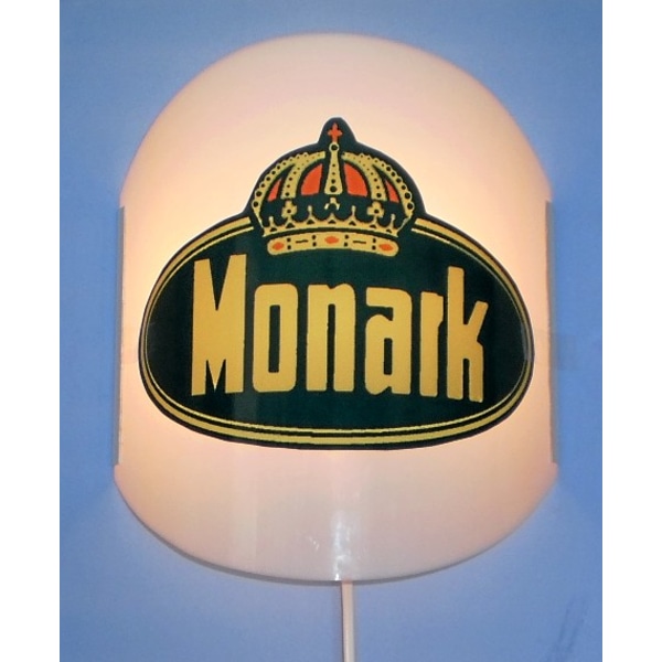 Monark Vägglampa