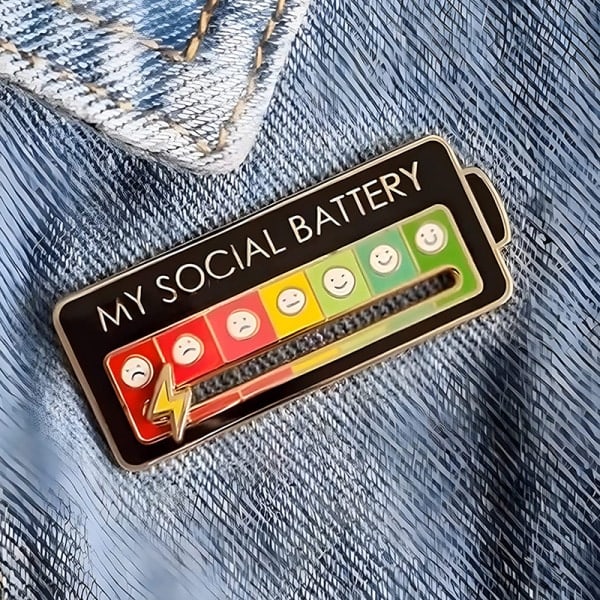 Social Battery Pin - Min sociale batteri kreative reversnåle Sort