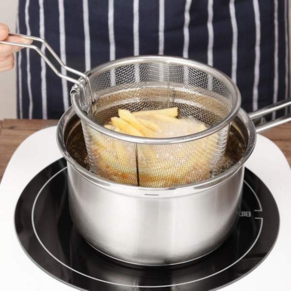 Friteerausastia Hienosilmäinen Tarttumaton Pohja Taittuva Kahva Palovammojen Välttäminen Kuumankestävä Ruostumaton Elintarvikelaatuinen Siiviläastia Keittiöväline QinghaiC[C] 15cm