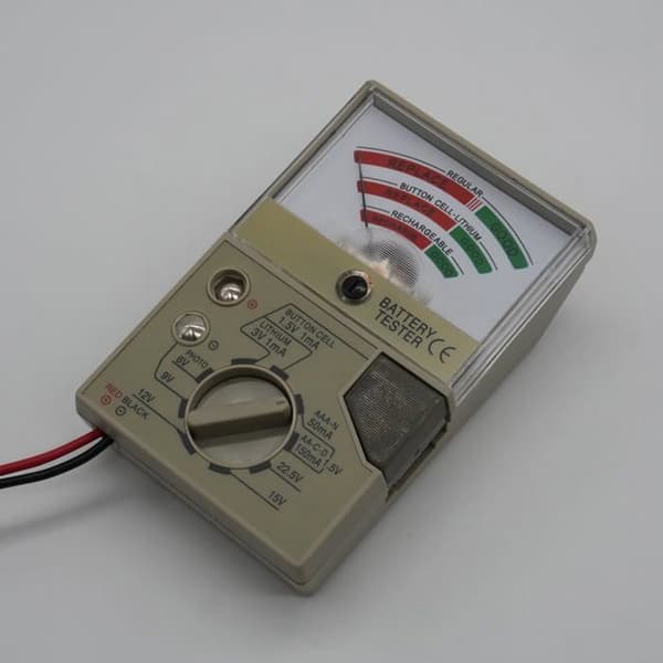 Universal AA AAA CD 9V och knappcellsbatteritestare — Spänningskontroll[YJD]
