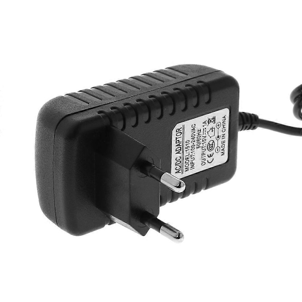 Yleismallinen verkkovirta AC/DC 15V 1A 5.5x2.5mm pistoke virtalähde adapteri seinälaturi (FCC)
