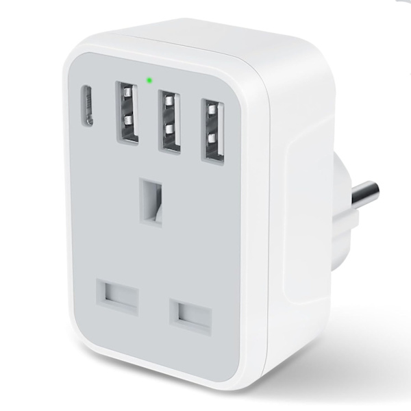 Resepluggadapter, UK till EU-kontakt med 3 USB A- och 1 USB C-portar, 5-i-1 Grå