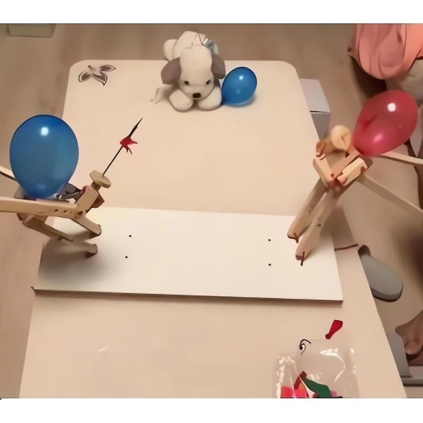Balloon Bamboo Man Battle Game, 2024 nya handgjorda fäktdockor i trä, snabba bots Battle Game för 2 spelare, med 20 st ballonger Wood Board Thickness 5 mm