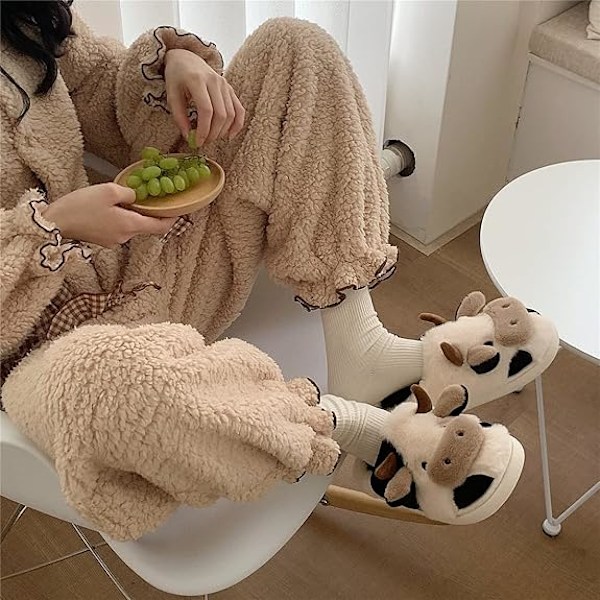 Gaolinci Cartoon Ko Slippers i Bomull, Vinter Inomhus & Utomhus Slippers för Kvinnor (36-37) 36-37