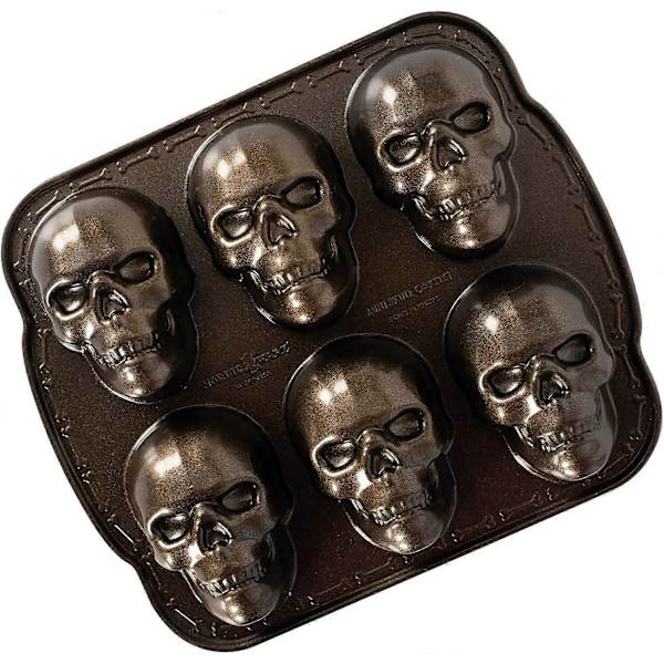 Nordisk Spöklik Skalle Muffinform, Metallisk, 5 Kopps Kapacitet  29.85 x 25.4 x 5.08 cm