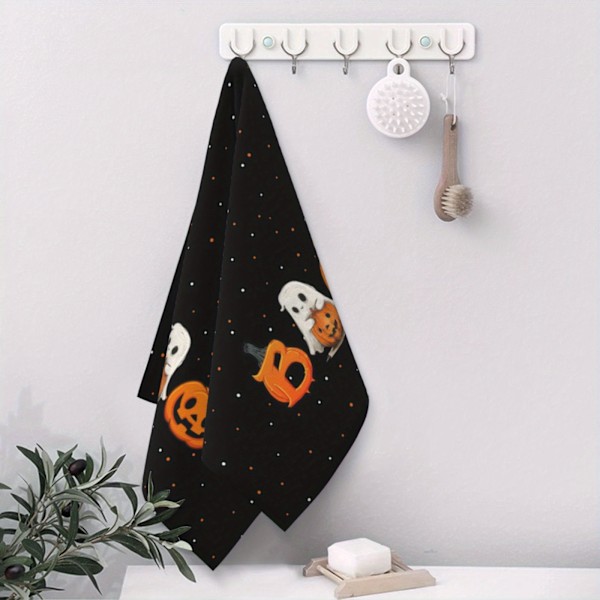 2 stk Halloween Håndklær - Ultramyk Polyester, Høyabsorberende Kjøkken- og Baddekorative Håndklær med Morsomme Skalle-, Katt-, Gresskar- og Design, 18x26