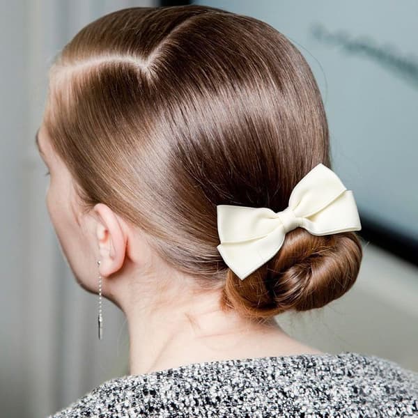 Silkebløde Scrunchies Sæt med 3 - Sort, Rød og Hvid Hårelastik