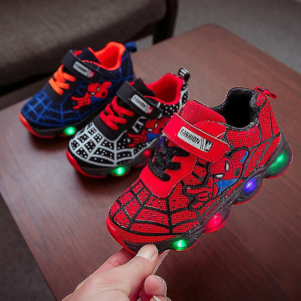 Barn Sportskor Spiderman Lysande Sneakers Barn LED Självlysande Skor För Pojkar, röd (C)