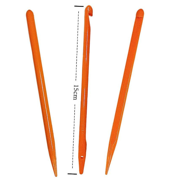 N106 - Set med 7 st. virknålar i plast med garn multifärg one size