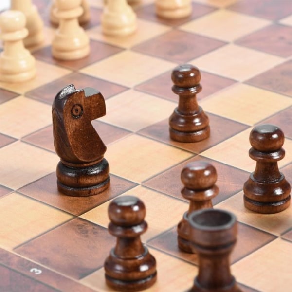 Bärbart schackbräde 3-i-1 hopfällbart schackbräde för festfamiljeaktiviteter (29*29cm)
