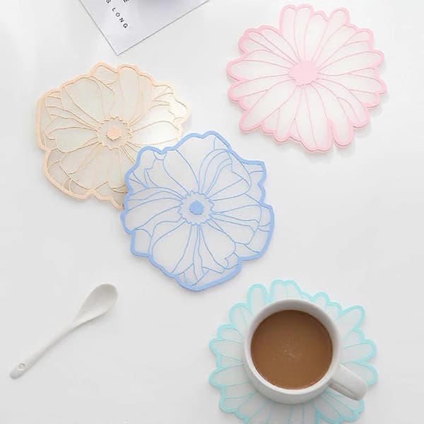 4 stk. blomsterformede underlegg Isolasjonsbordmatte Sklisikker koppmatte for drikkekrus