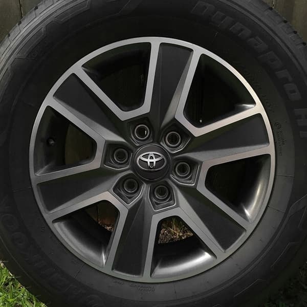 4-pak - Toyota centerkapsler / hjulnav-emblem - B—2f Silver 62mm - Silver (matt)