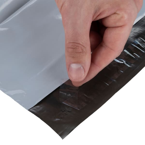 Foliepose 450X650 Mm 100 Stk – Vannavstøtende LDPE | Selvklebende Lukking | Hvit Diskret Sendepose