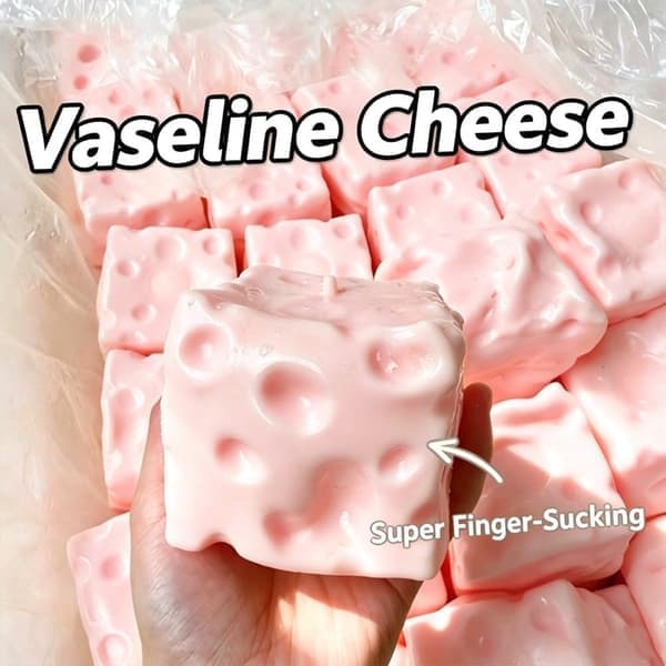 Big Cheese Squishy – Jumbo myk sakte-rebound stressavlastende fidget-kube – 1 stk