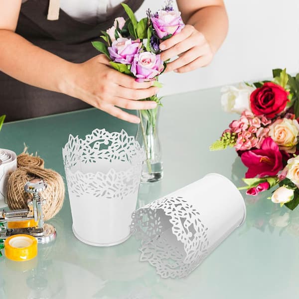 Vit ihålig blomhink i järn för förvaring och dekoration 1 set