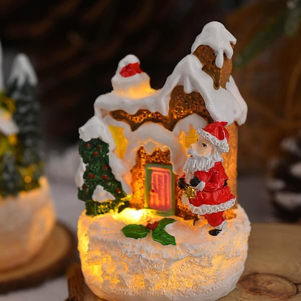 4-delt julevinterhytte-sæt, julehytte med lys juleminiature harpiksdekorationssæt til julebyscene skrivebord