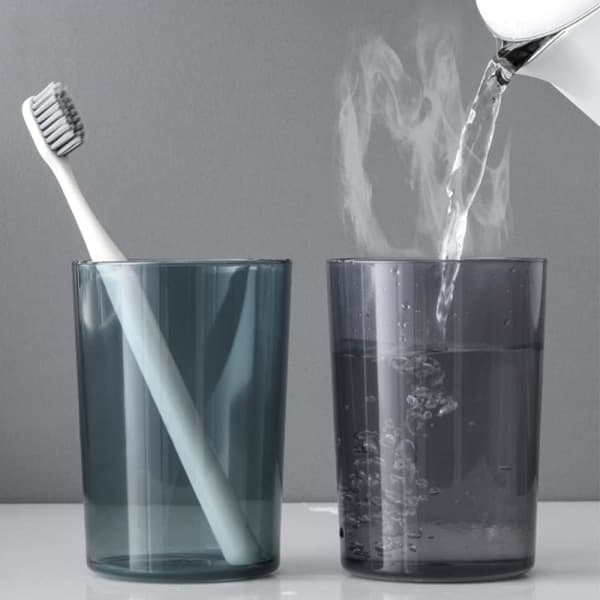 2 STK, Tannbørstekopp i plast, tannbørsteholder i plast