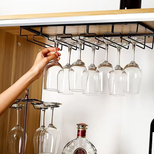 Hængende glasstativ med blank base. 50 bar tæller i centimeter