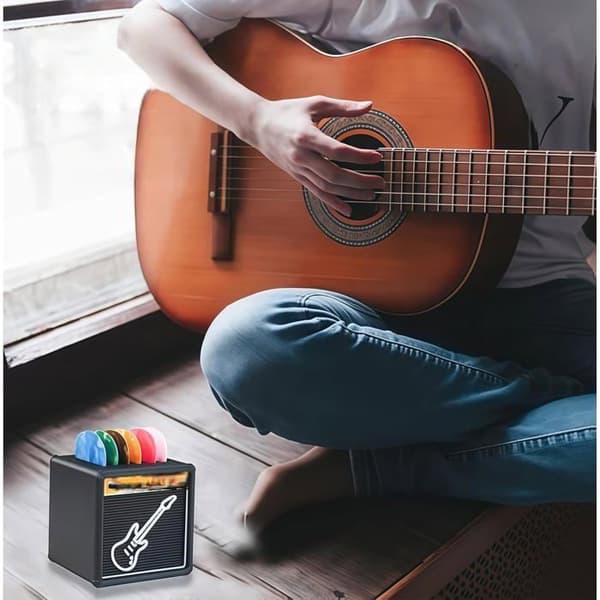 Guitarplekterboks - 9 Stykker - Træ og Celluloid - Forstærkerdesign - Plekteropbevaring - Til Guitarister