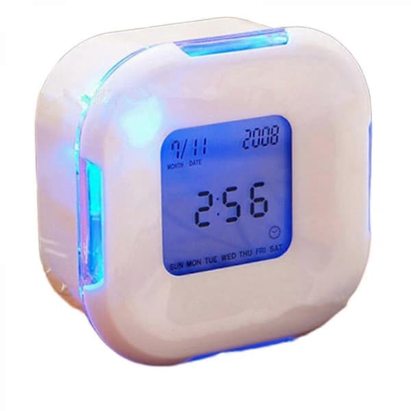 Multifunksjons vekkerklokke LED digital klokke kalender termometer display klokke (hvit)