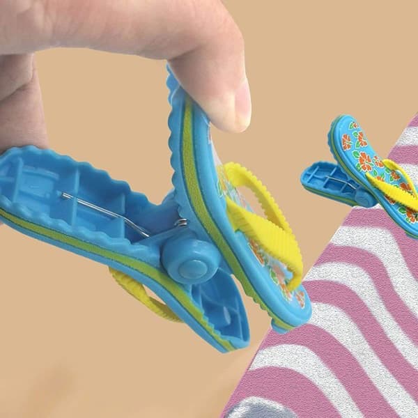 8 uutuuspyykkipoikaa rantapyyhkeille, aurinkotuoleille, sisä- ja ulkokäyttöön